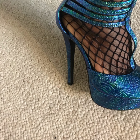 New FRH multi color platform pumps - Picture 7 of 8